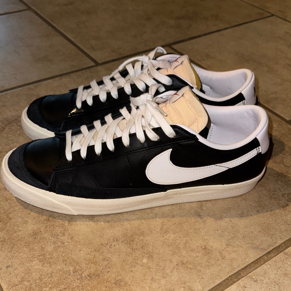 Nike Blazer Low ‘77.